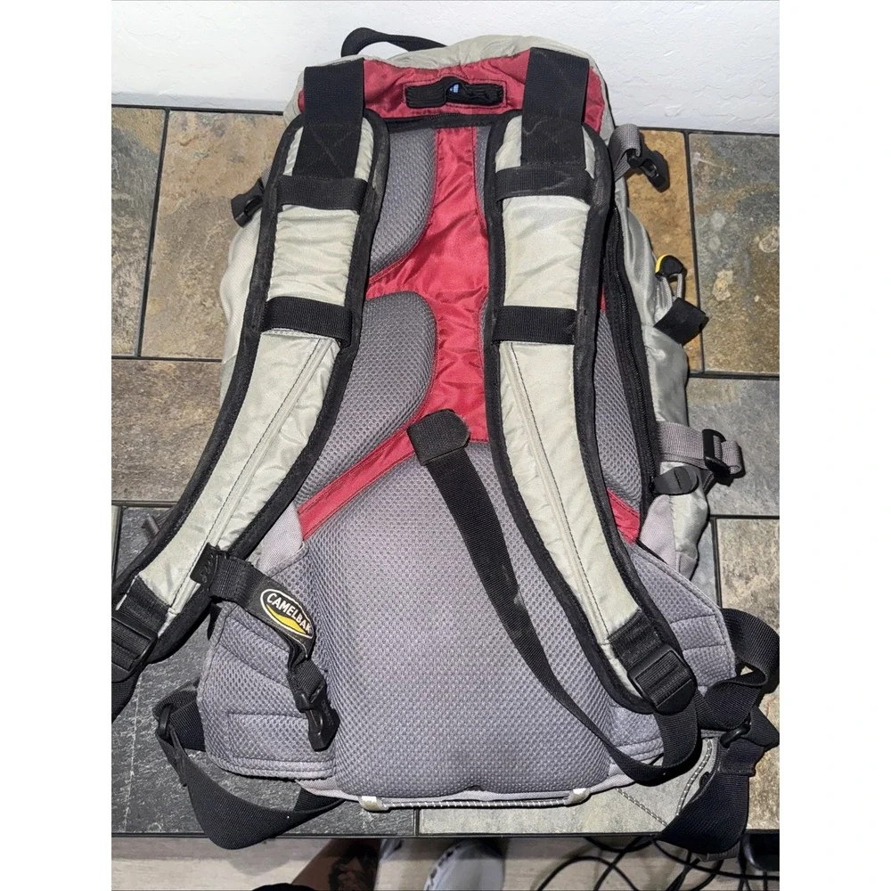Camelbak H.A.W.G Hawg Backpack Red/Gray No Bladder